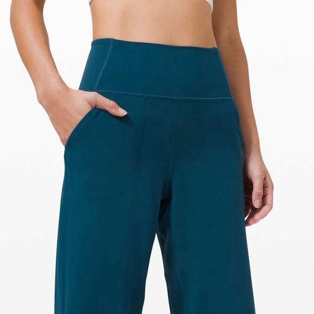 Lululemon Align Wide Leg Super-High-Rise Crop Pants - Picture 3 of 8